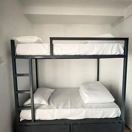 Holy Place 莫尔吉姆 外观 照片
